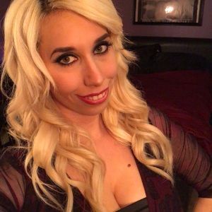 Meet your Posher, Chrissy